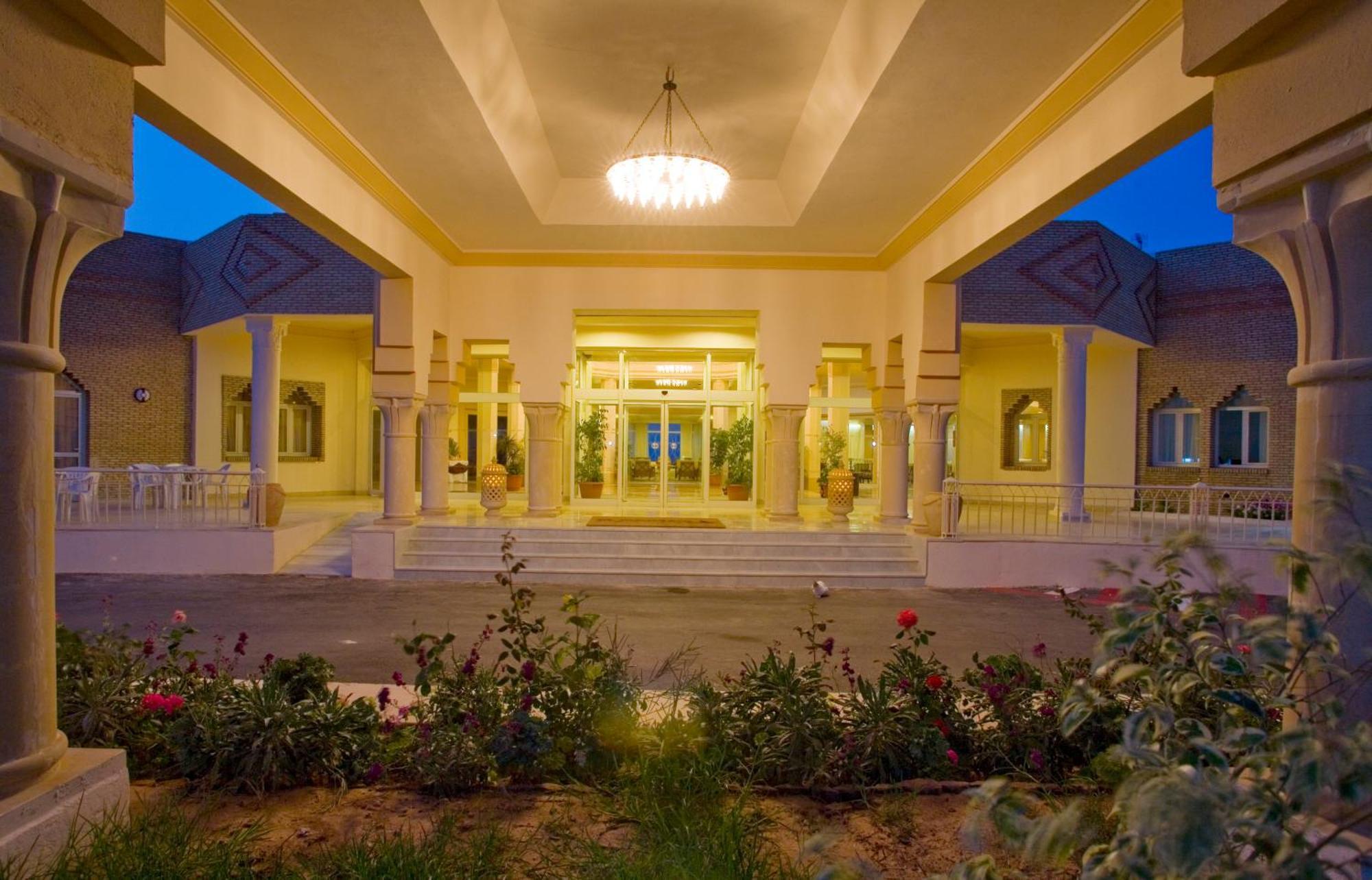 El Mouradi Tozeur Hotel Exterior photo